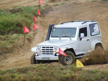 indor (240)